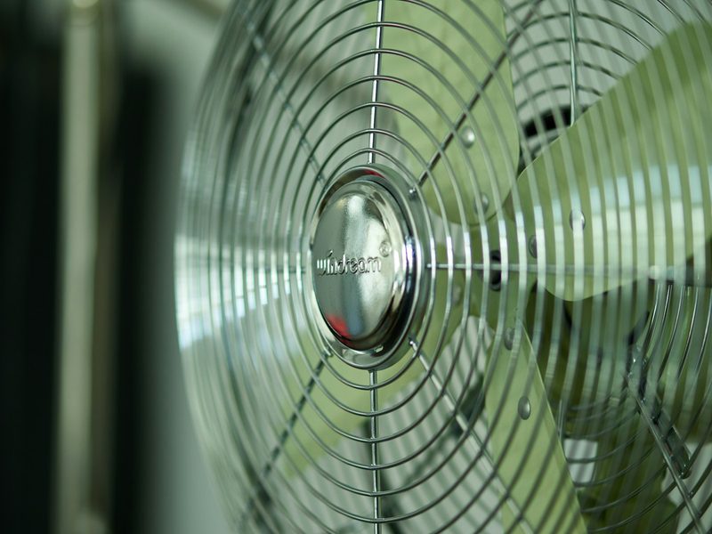 Ventilador de parede industrial — imagem ilustrativa